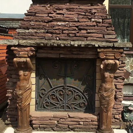 Saban Deluxe ゲストハウス リヴィウ