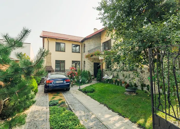 Saban Deluxe Guest house